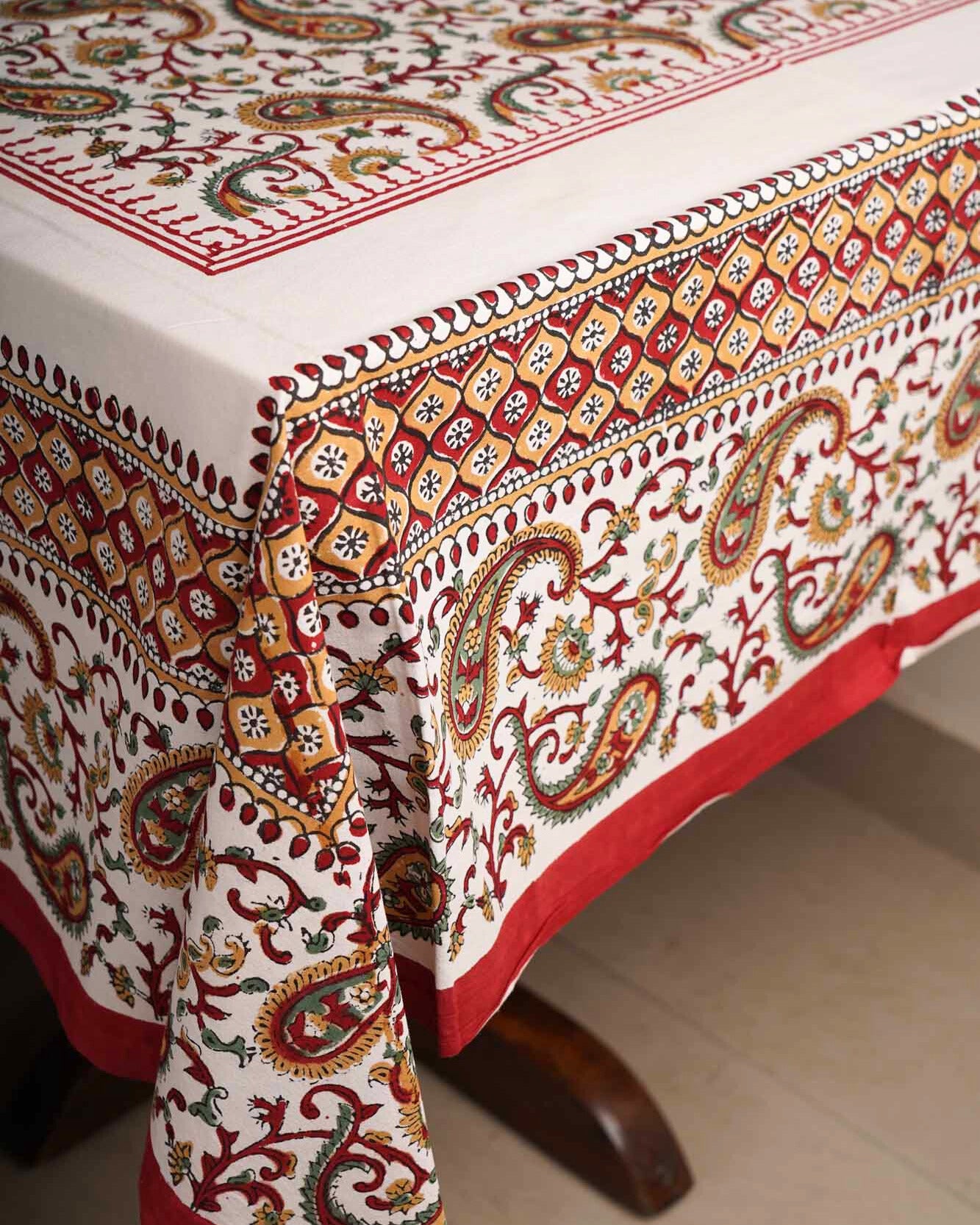 Kalamkari Paisley - Hand Block Eight seater Dining table cover with napkins