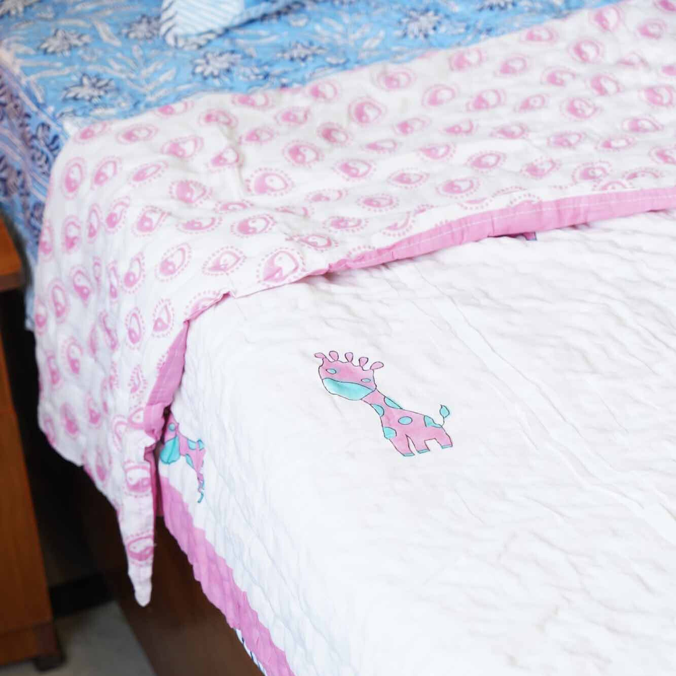 Pink Giffi - Single Bed Razai/ Comforter