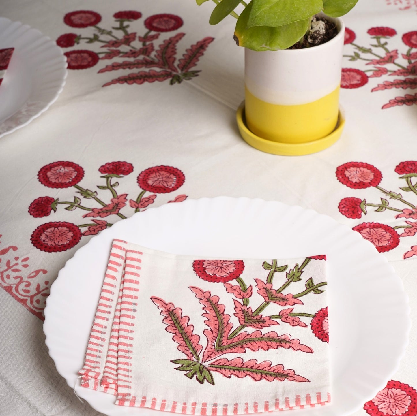 Gulbahar- Table Cover & Six Napkins