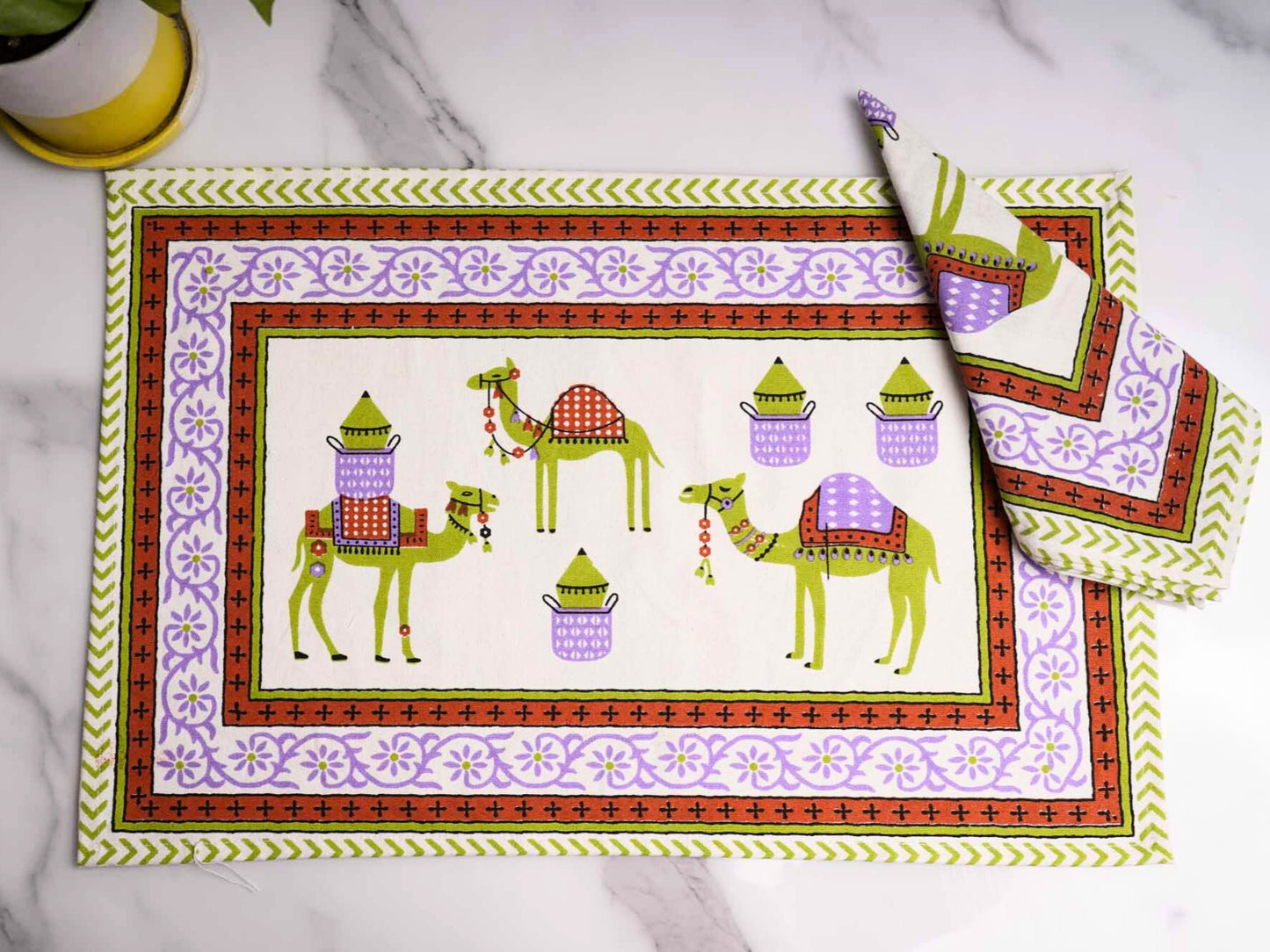 Camel - Set of 6 table mats and 6 napkins