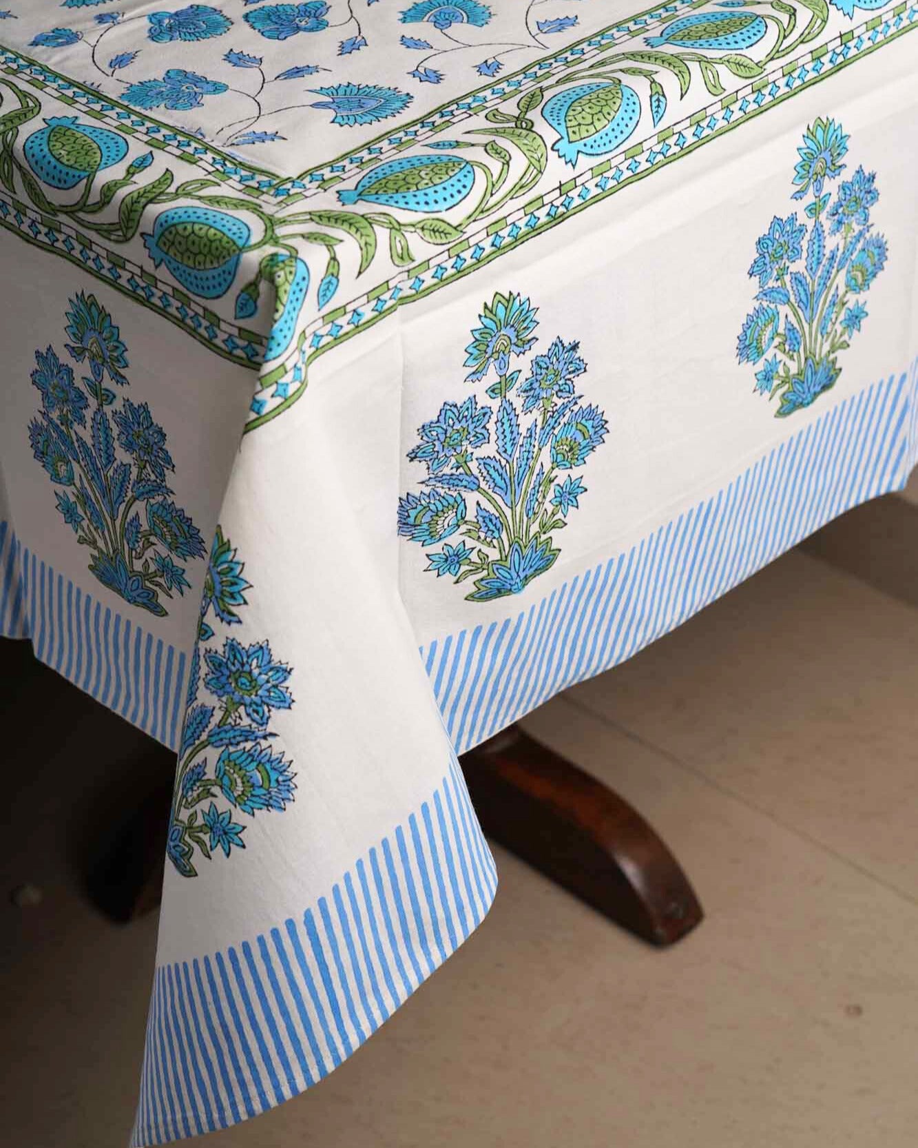 Bel - Hand Block Six seater Dining table cover